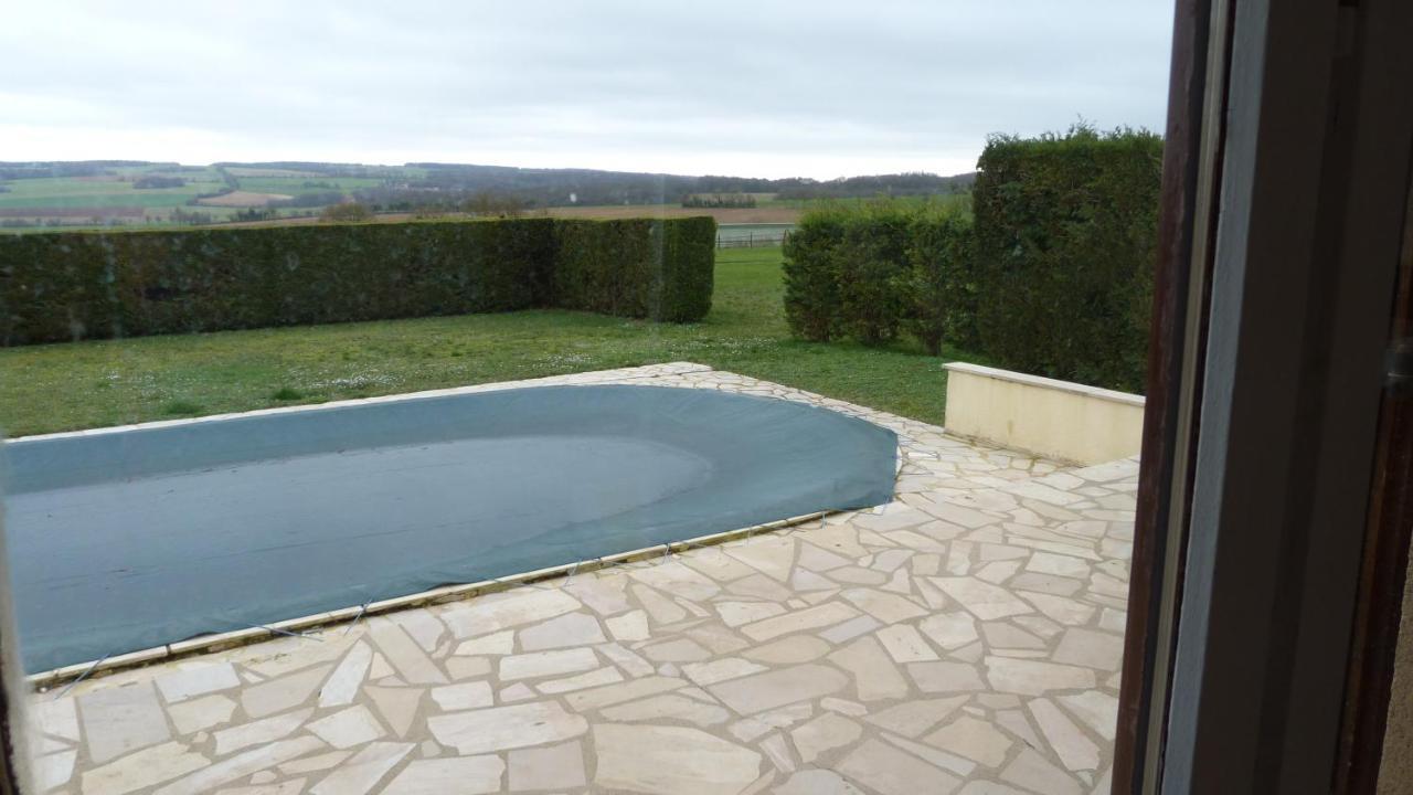 Maison De Vacances Pour 6 Personnes Avec Piscine Lainsecq Exteriör bild