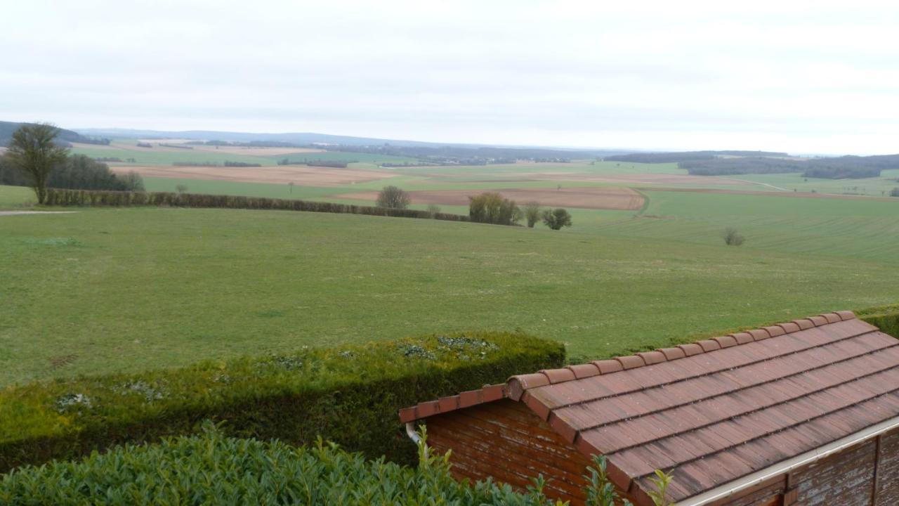 Maison De Vacances Pour 6 Personnes Avec Piscine Lainsecq Exteriör bild
