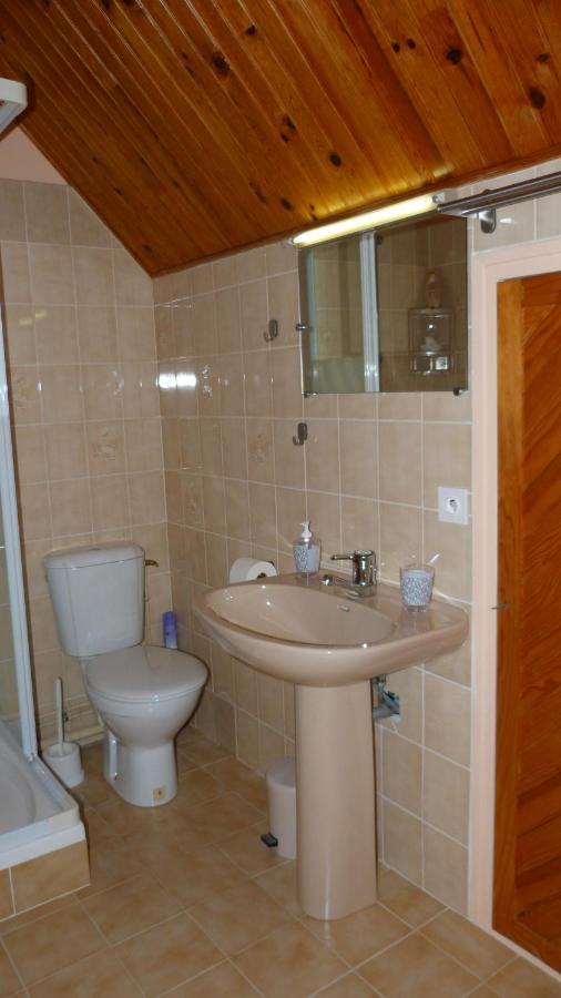 Maison De Vacances Pour 6 Personnes Avec Piscine Lainsecq Exteriör bild